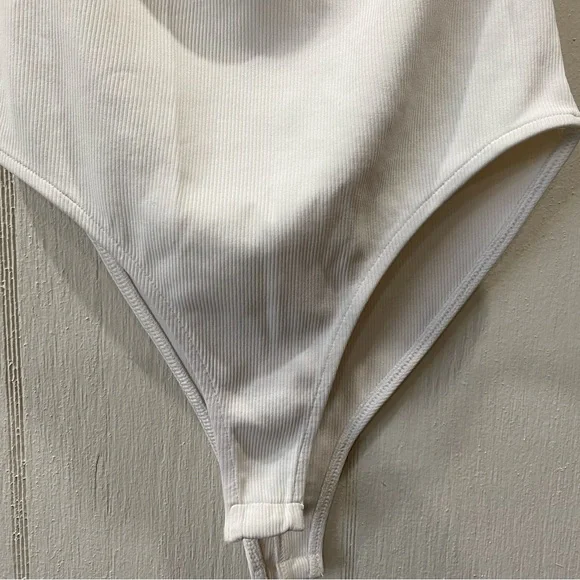 Zara white/ cream cotton ribbed halter bodysuit size M - Picture 9 of 10